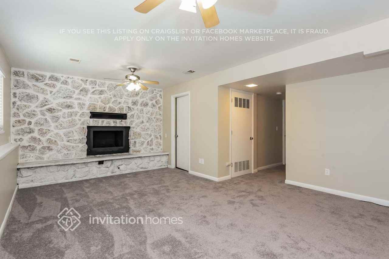 227 Poppy Street - Photo 7 of 16