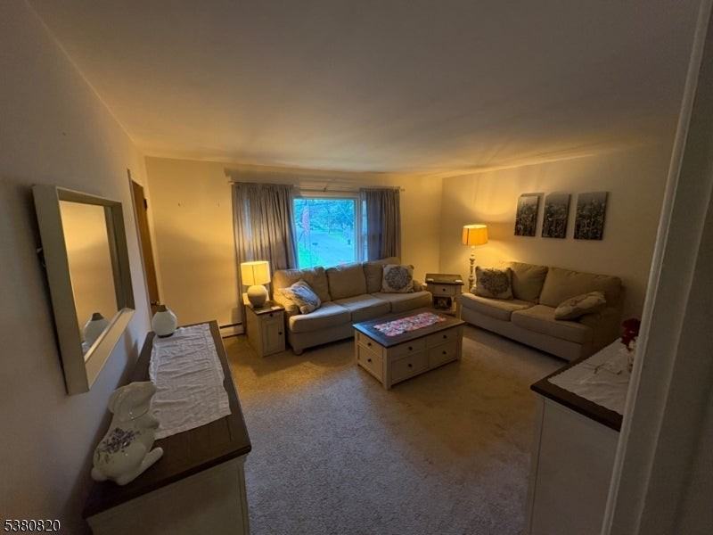 38 Park St - Photo 4 of 11