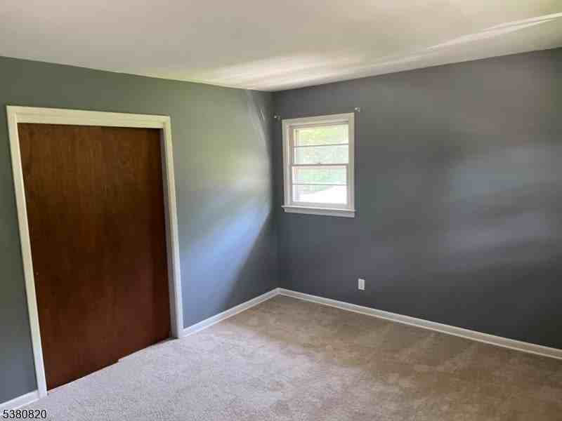 38 Park St - Photo 6 of 11