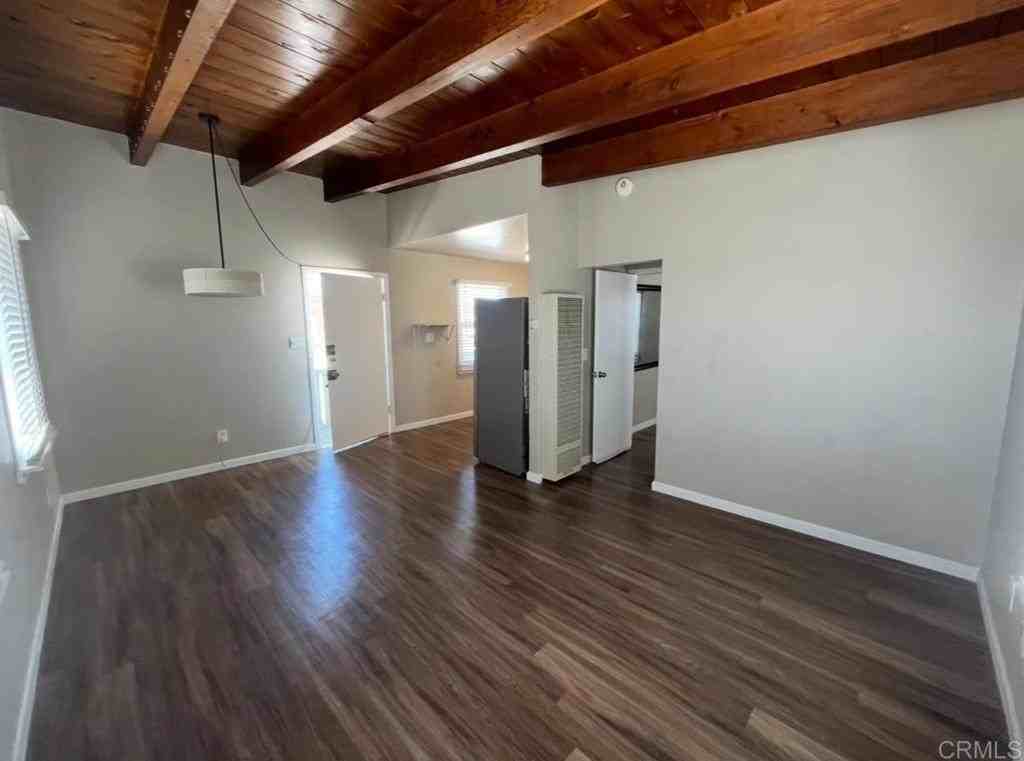 4613 35th St - Photo 7 of 15