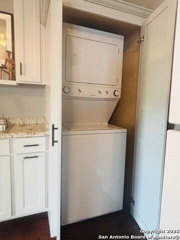 609 West Agarita Avenue - Photo 4 of 17