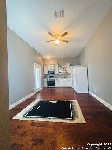 609 West Agarita Avenue - Photo 6 of 17