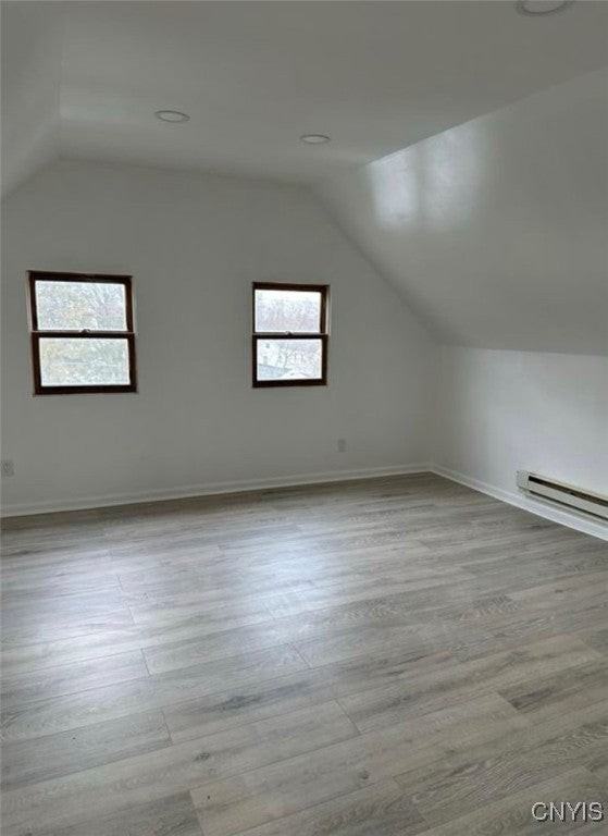 1651 Howard Ave Apt 3 - Photo 7 of 12