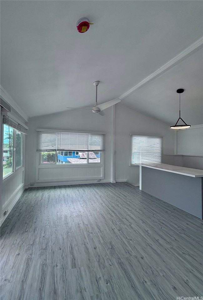 61-105 Ikuwai Place - Photo 2 of 8