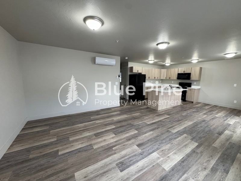 3570 E Colt Cir #2 - Photo 2 of 9