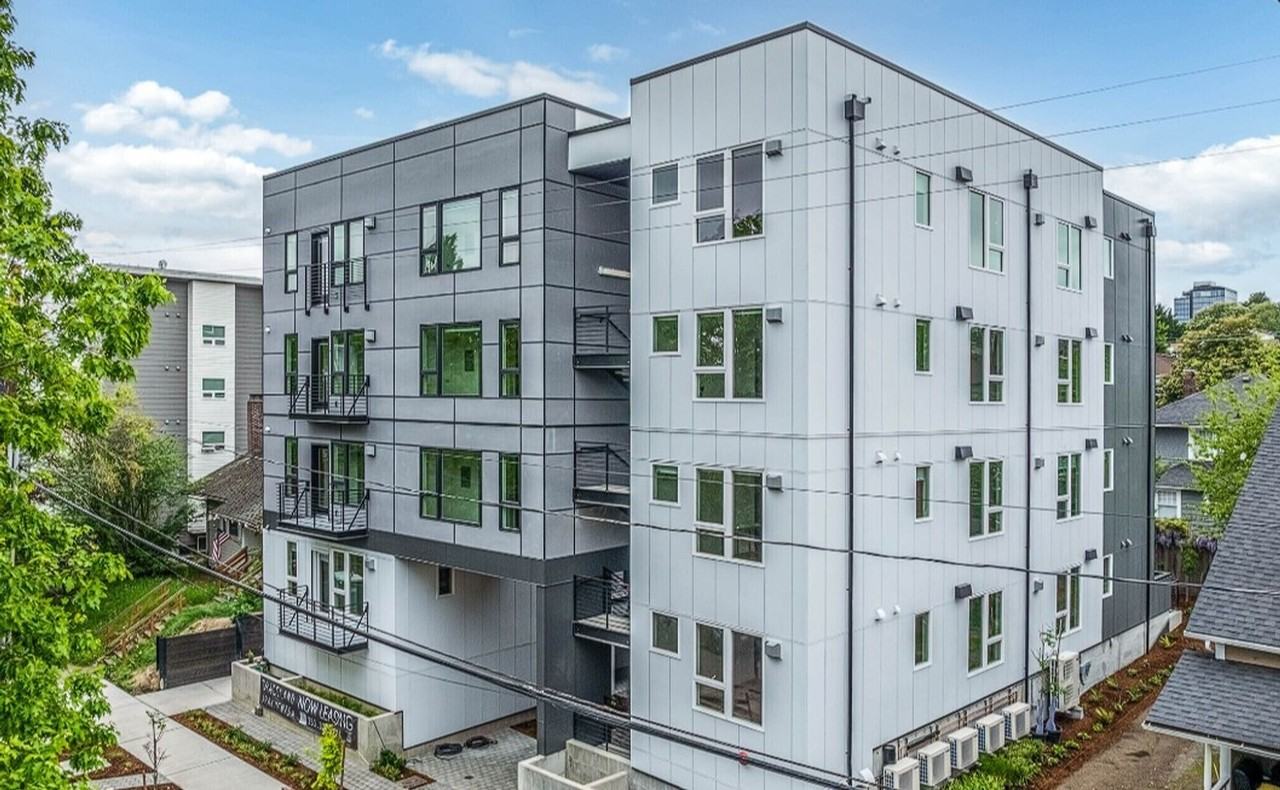 ONE MONTH FREE at Graceland Apartments! - Photo 4 of 43