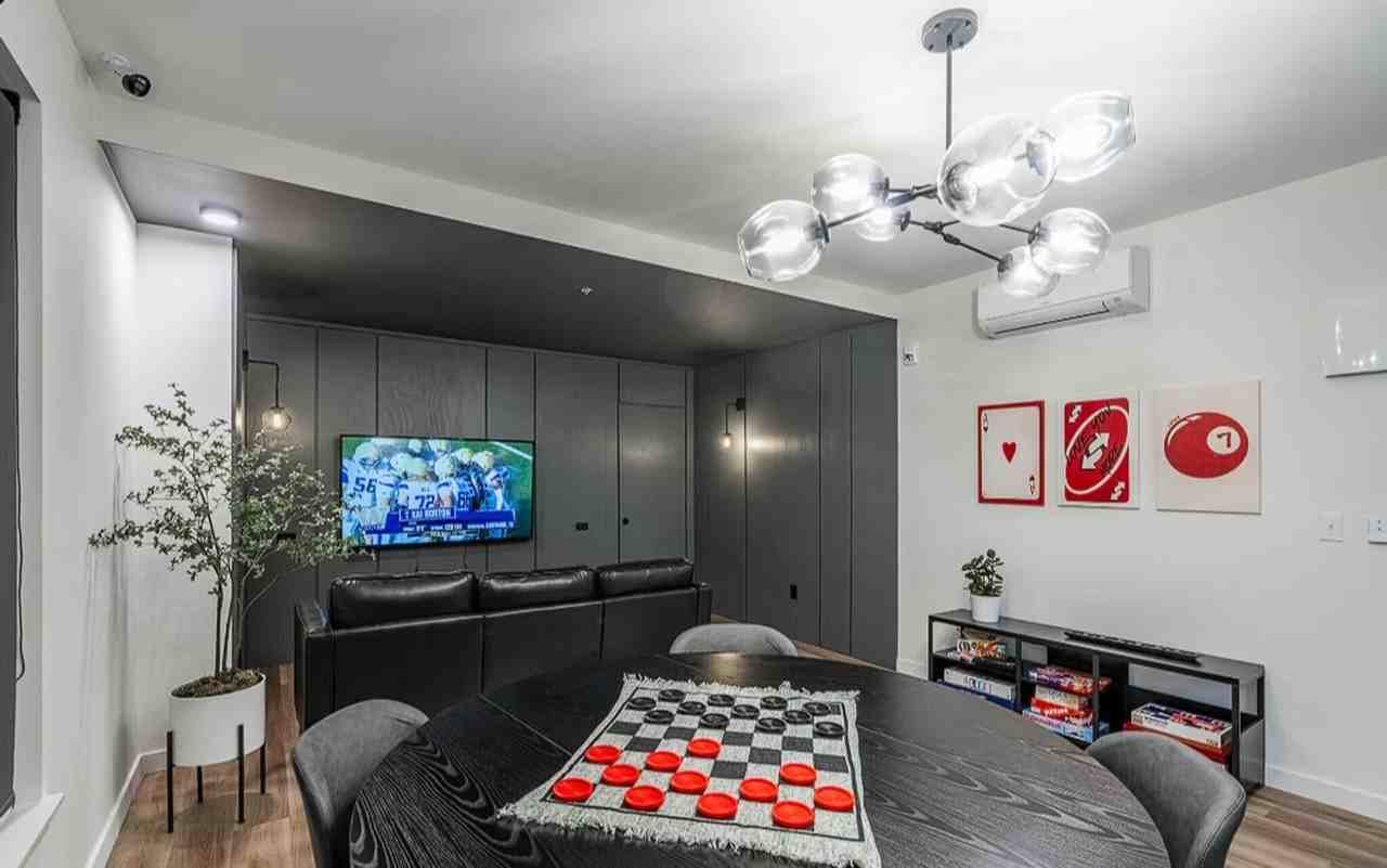 ONE MONTH FREE at Graceland Apartments! - Photo 6 of 43