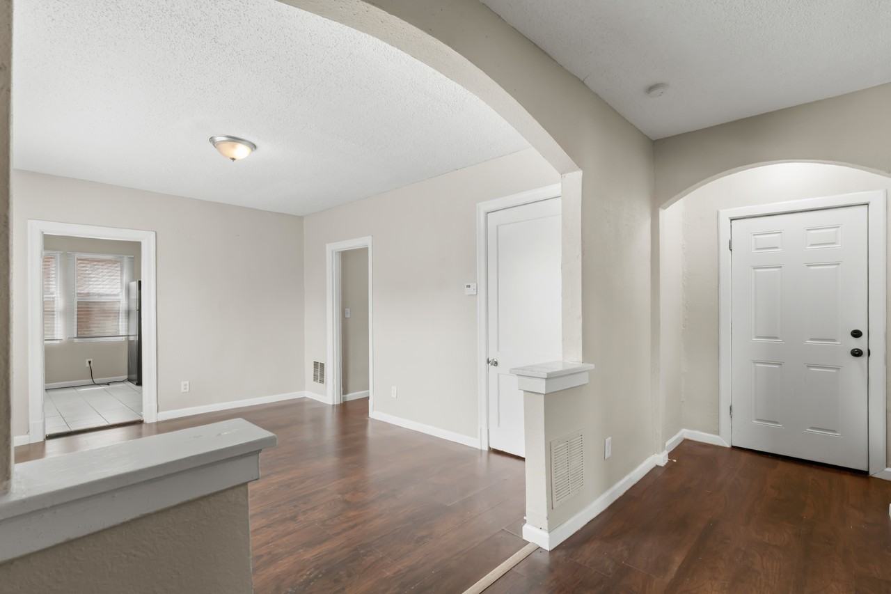 3259 Nebraska Ave - Photo 6 of 37