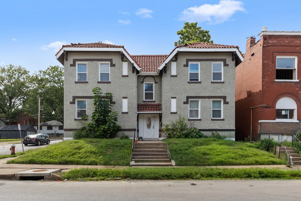 3259 Nebraska Ave - Photo 2 of 37