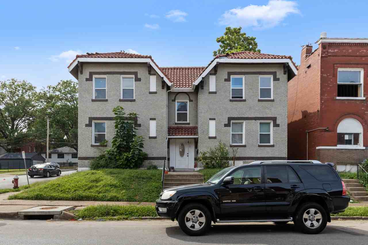 3259 Nebraska Ave - Photo 3 of 37