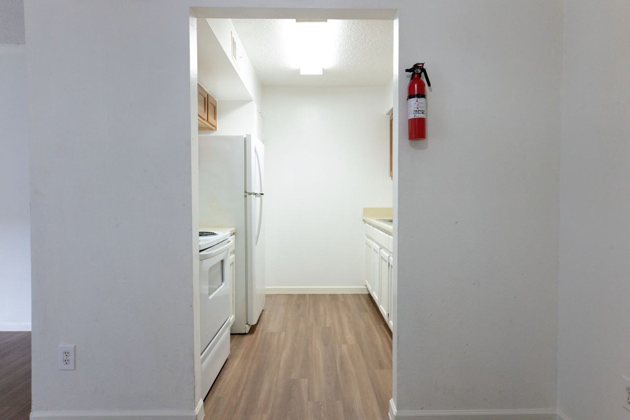 9005 Long Point Rd #17 - Photo 3 of 11