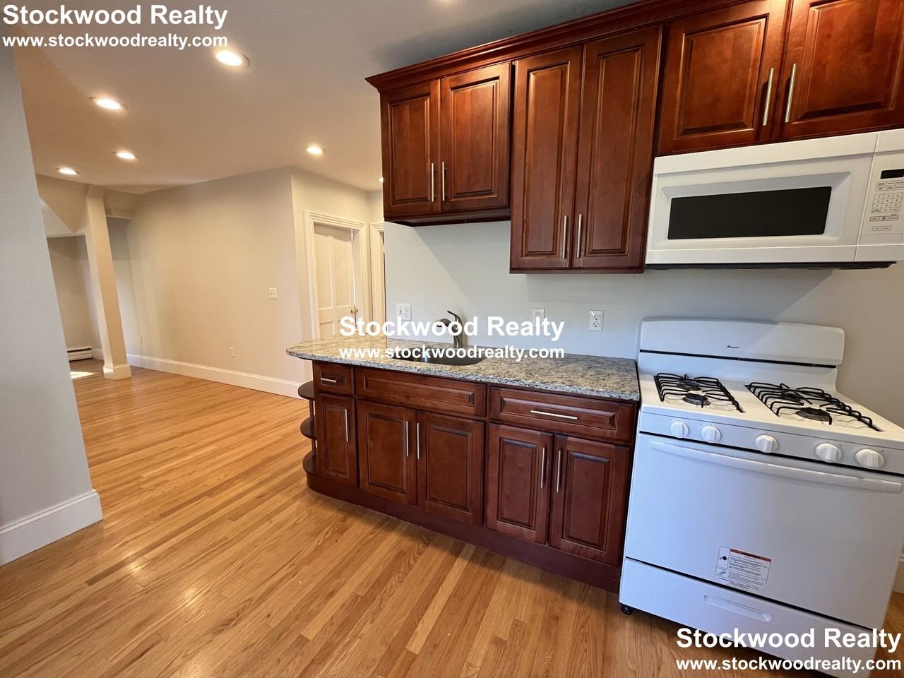 90 Lyndhurst St #5 - Photo 6 of 50