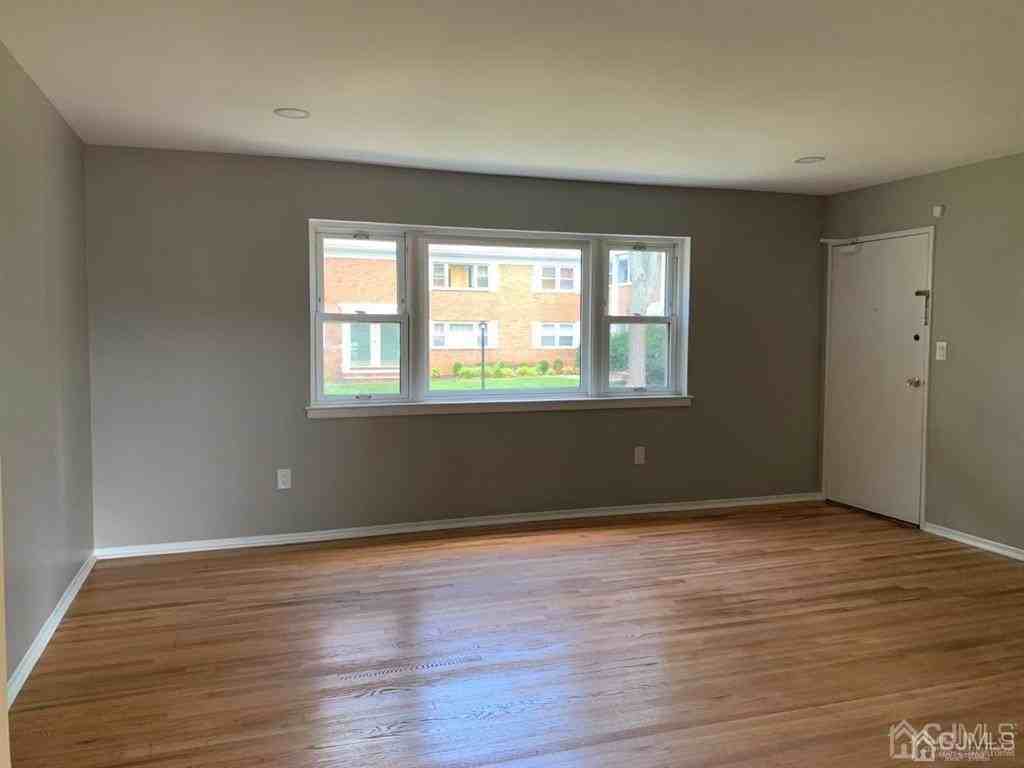 160 Evergreen Rd #14A - Photo 4 of 21