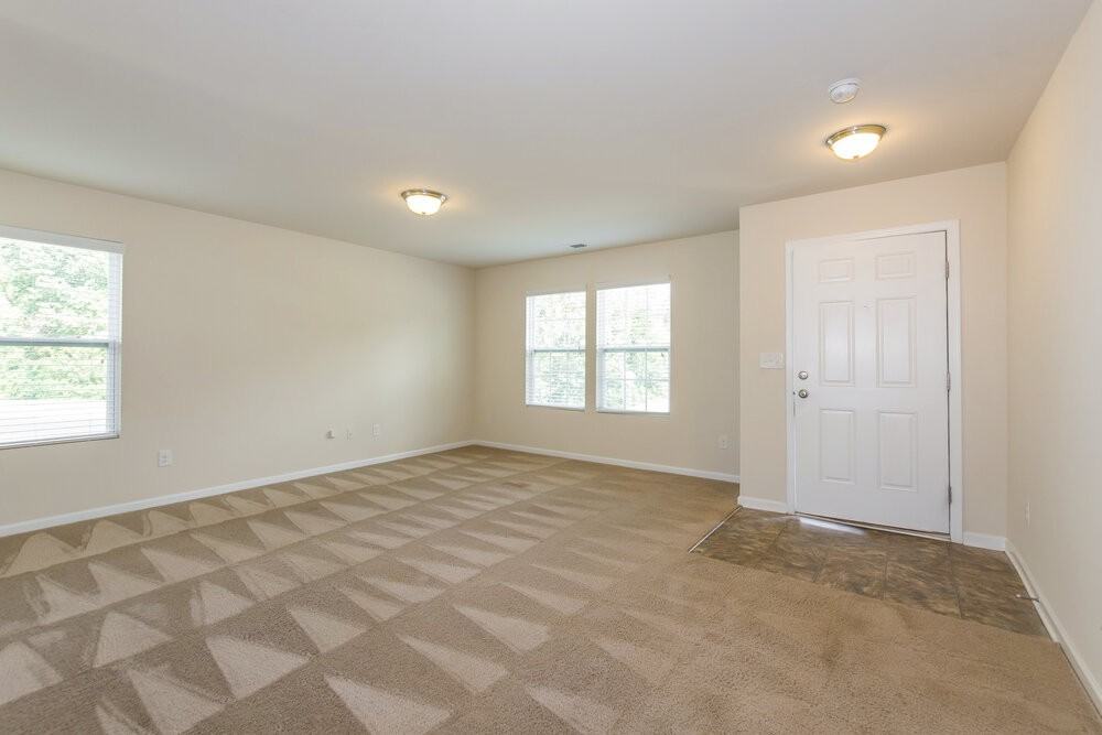 5605 Twin Brook Dr - Photo 2 of 16