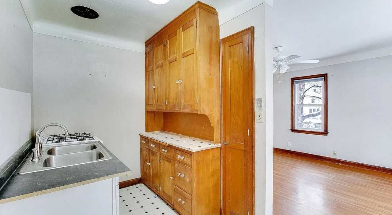 1631 Charles Ave. - Photo 7 of 12