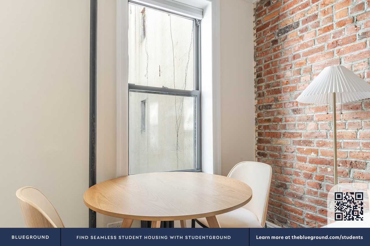 239 Elizabeth St #1975 - Photo 6 of 22