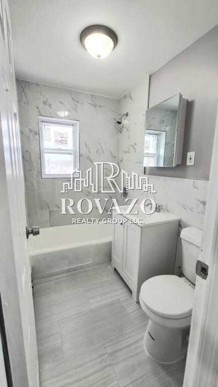 479 Roseville Avenue #6 - Photo 3 of 8