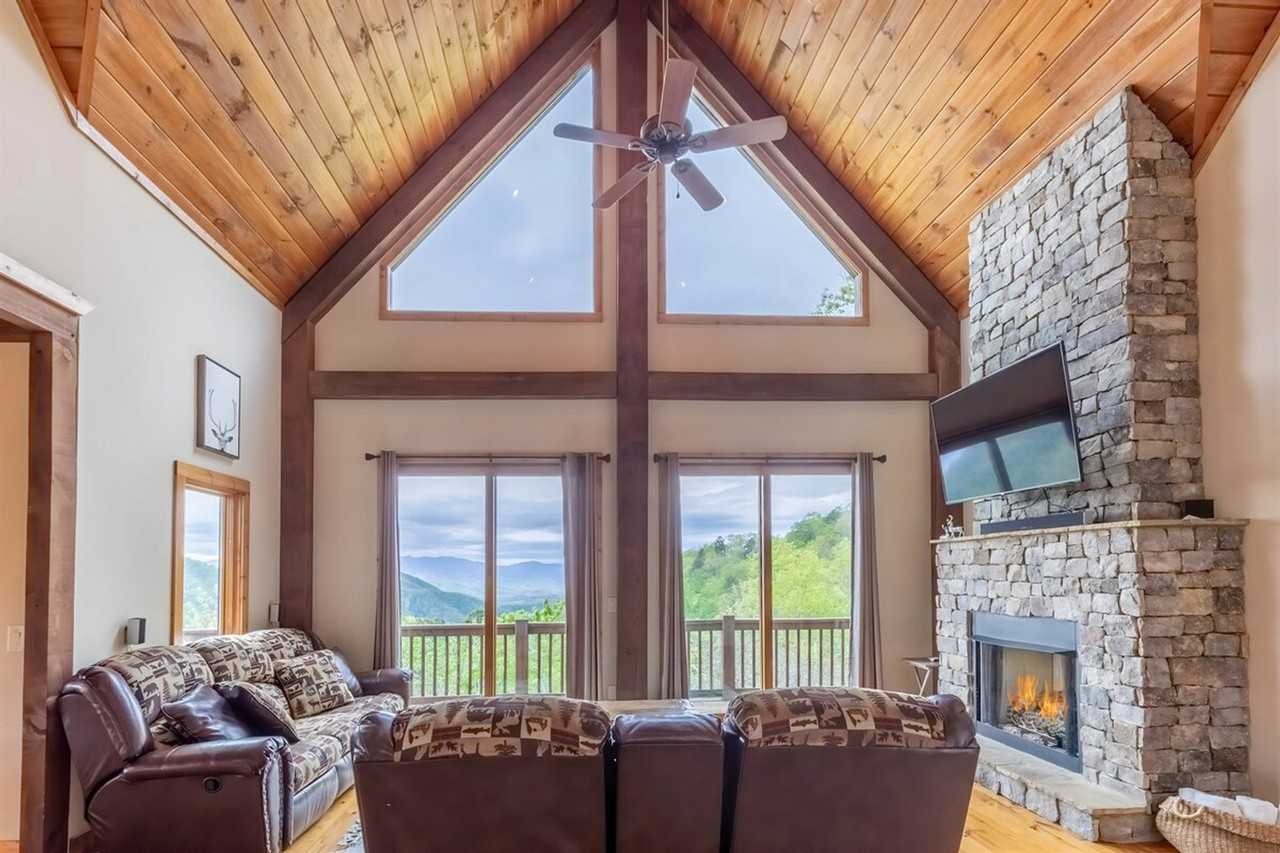 312 Overlook Ridge Rd #1065699P - Photo 2 of 41