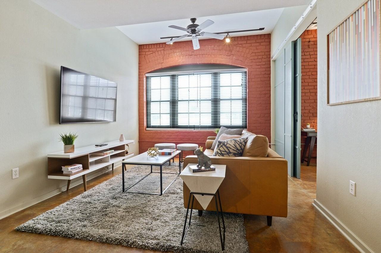 1041 Constance St #1265375P - Photo 3 of 21