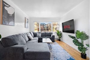 featured image of 3024 Humboldt Ave S