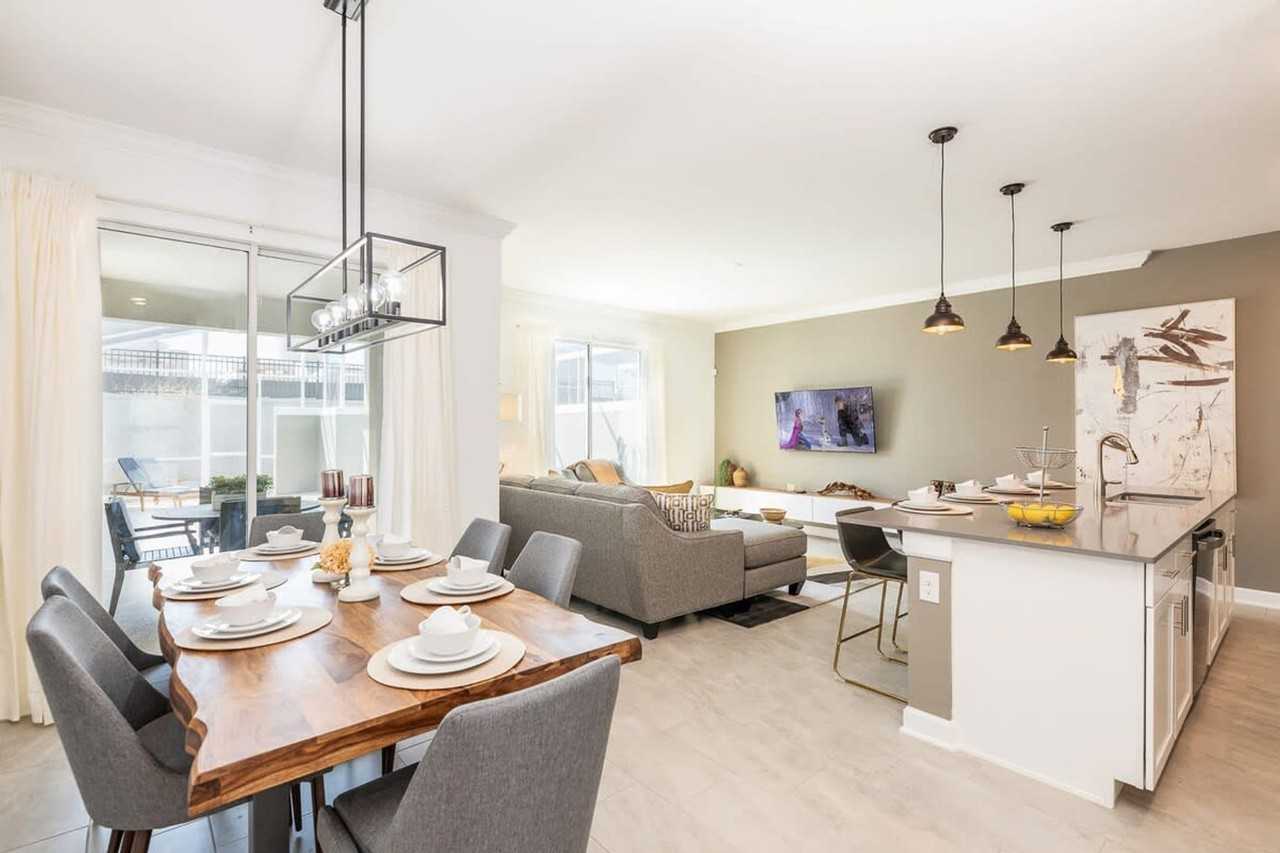 1088 Leader St #1280805P - Photo 3 of 37