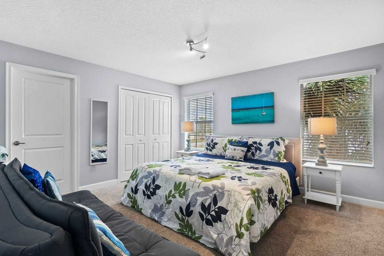 4815 Crusoe St #1280902P - Photo 3 of 46