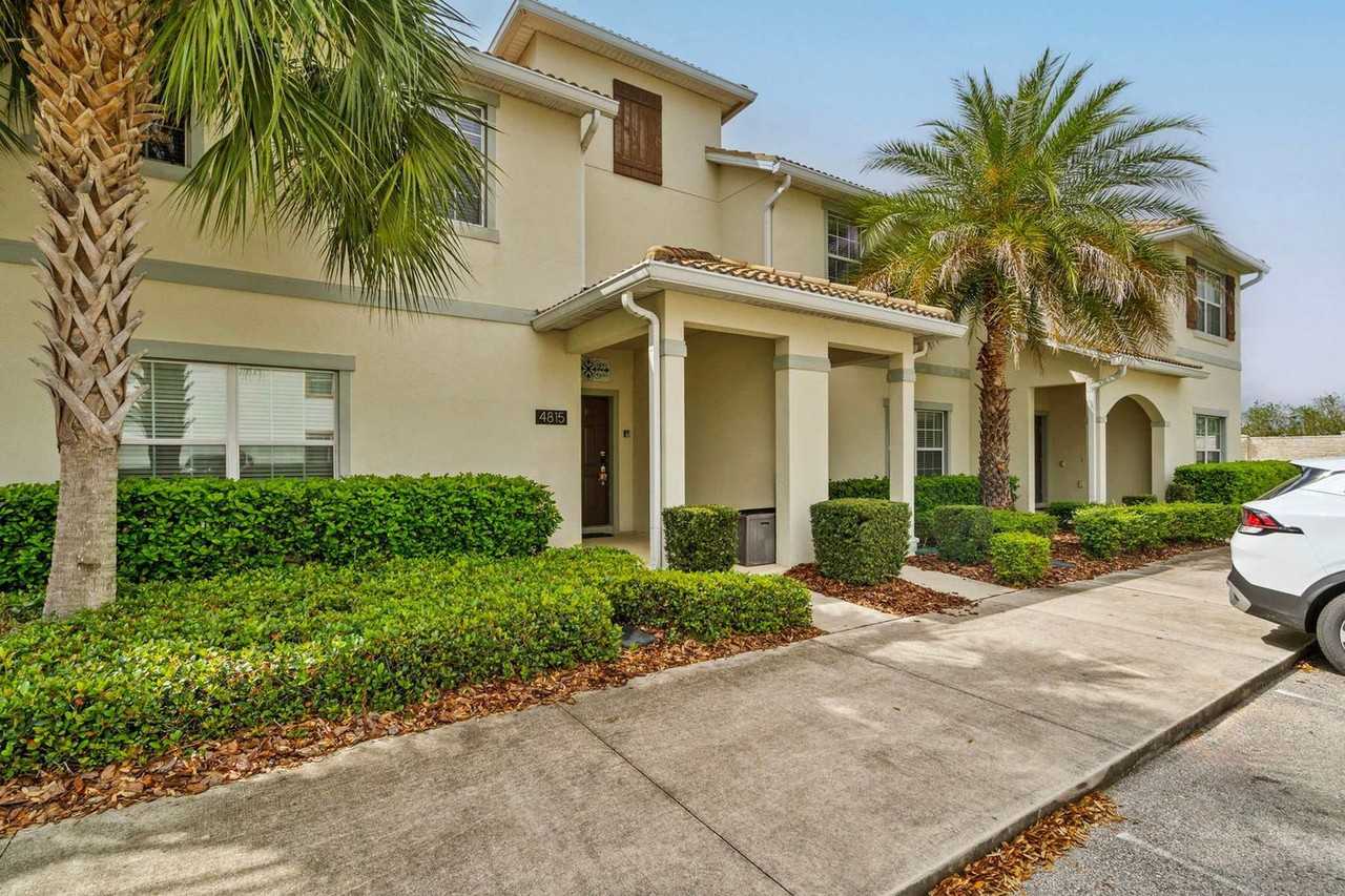 4815 Crusoe St #1280902P - Photo 4 of 46