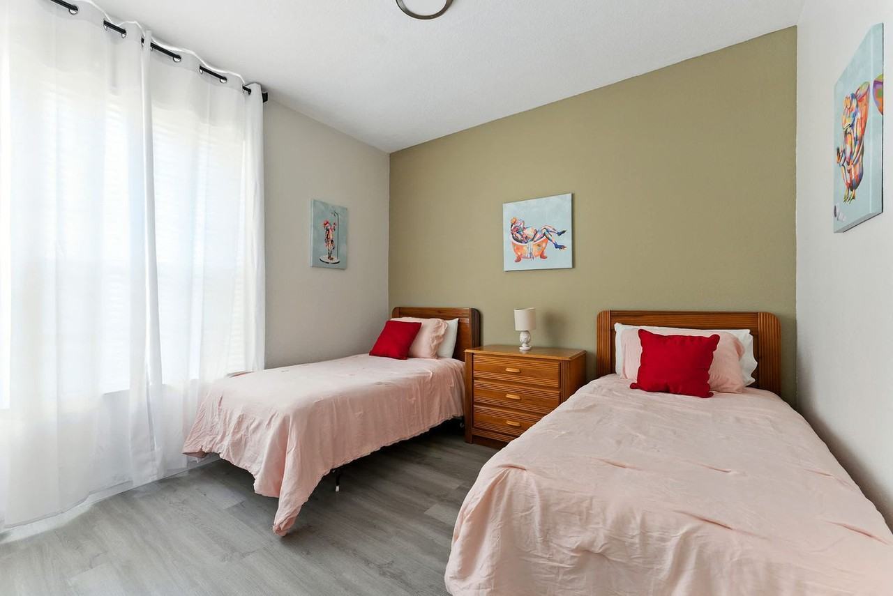 8101 Coconut Palm Way #1280959P - Photo 5 of 25