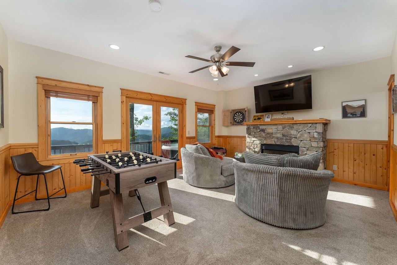 191 Scenic Wolf Dr #1282661P - Photo 4 of 39