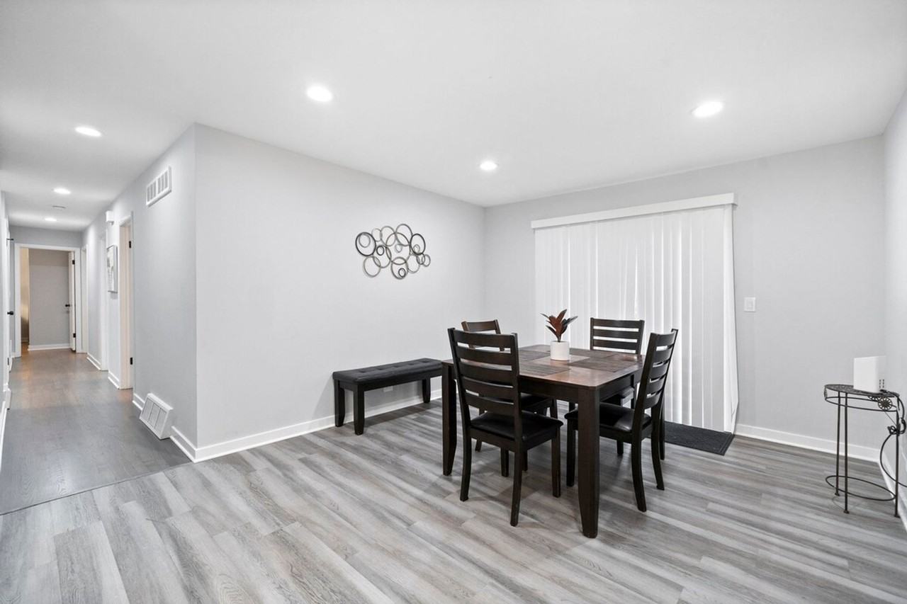 346 W Central Ave #1285034P - Photo 6 of 25