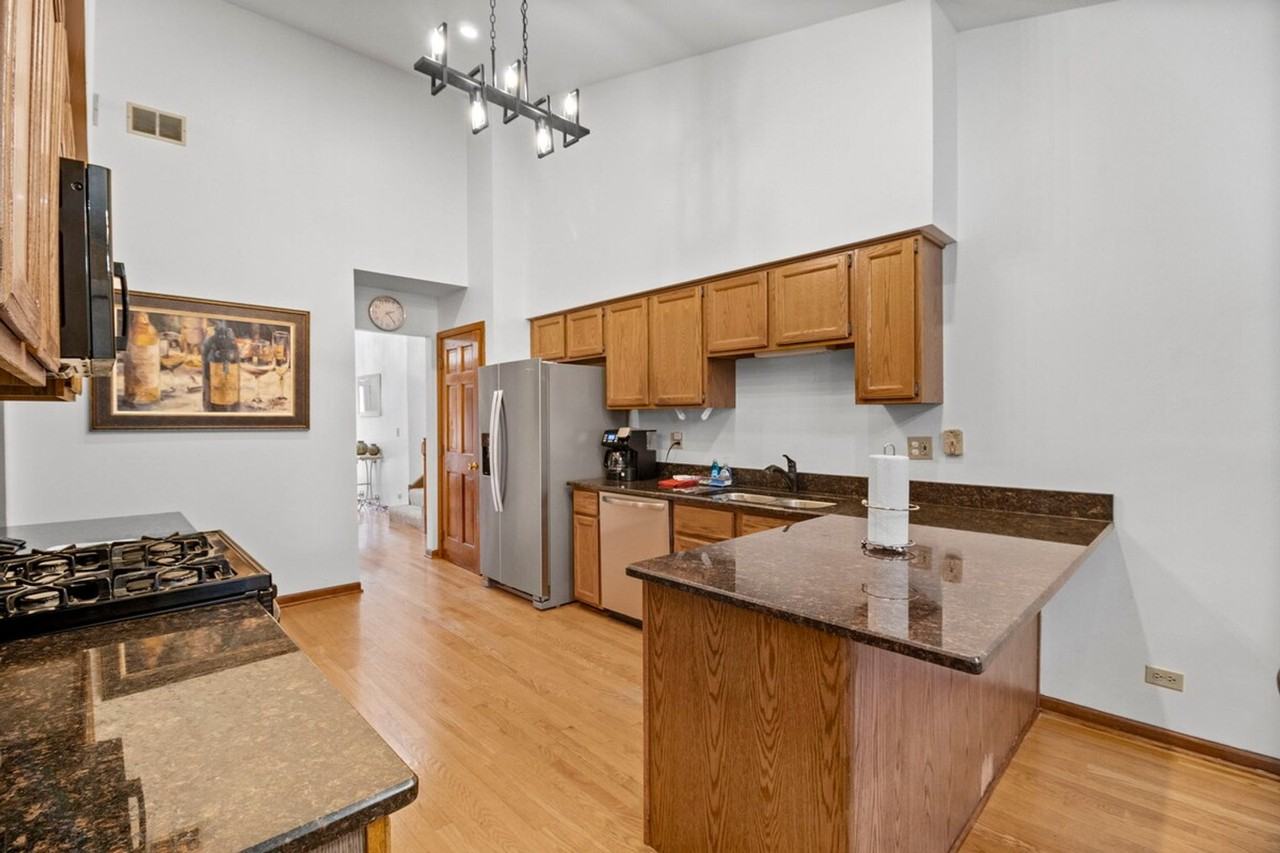 121 S Windham Ln #1285039P - Photo 6 of 23