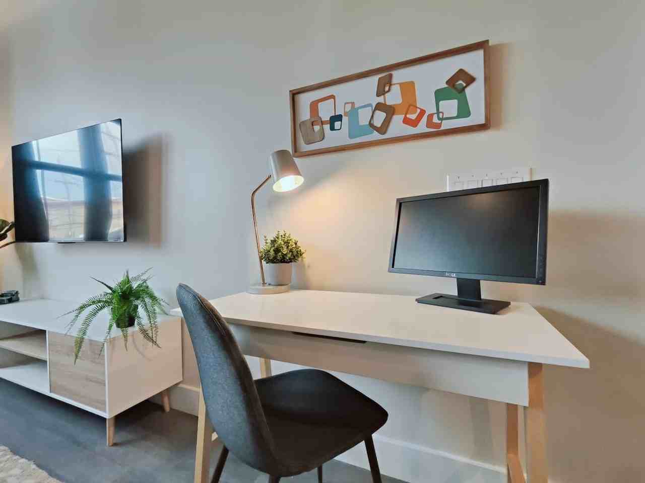 200 W Roberts Ave #1289455P - Photo 4 of 24