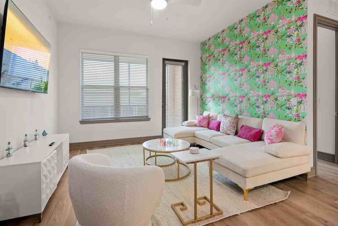 8890 Founders Square Drive - Photo 3 of 50