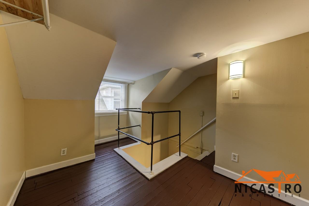 138 East 11th Avenue - Photo 2 of 50