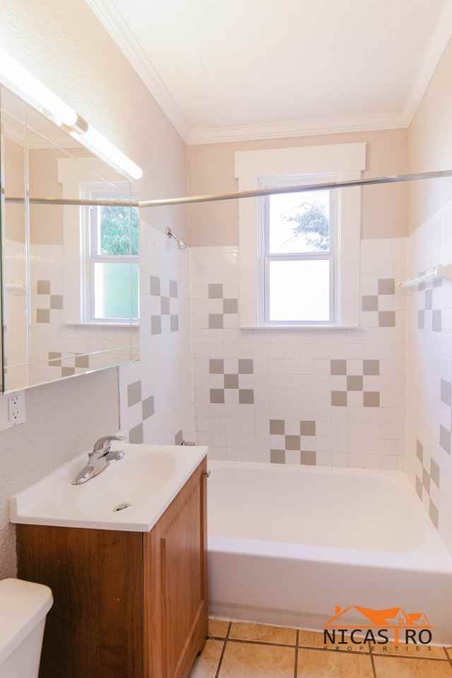 136 E 11th Ave - Photo 6 of 50