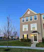 223 Lake Seymour Dr - Photo 1 of 1