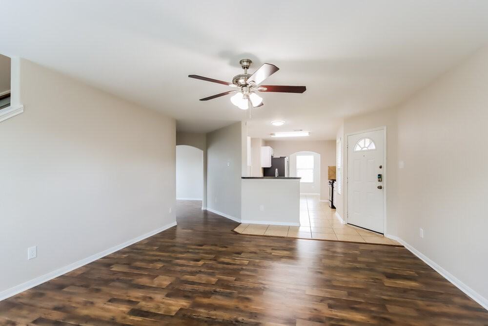 16779 Warbler Dr - Photo 5 of 17