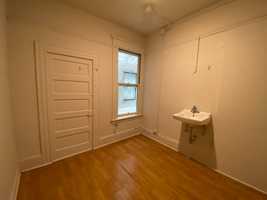 featured image of 833 Kearny St #5
