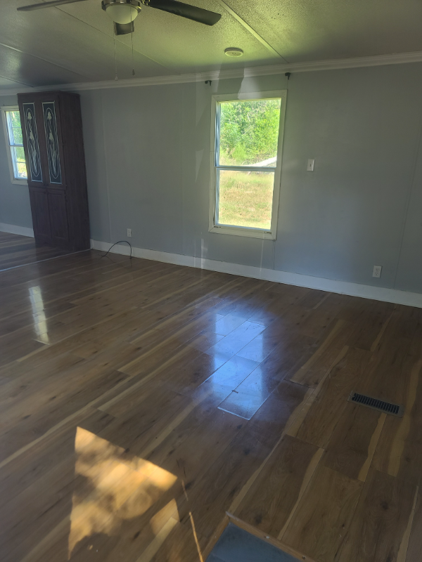 2750 Church St - Photo 3 of 14