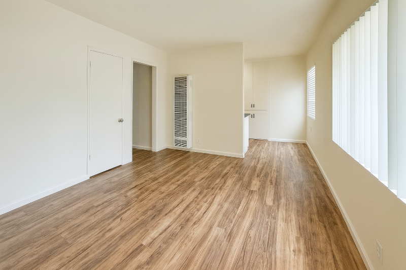 331 E 1st St #337 - Photo 5 of 12