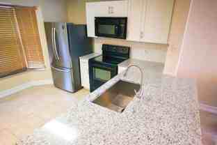 1088 Jeffery St - Photo 1 of 1