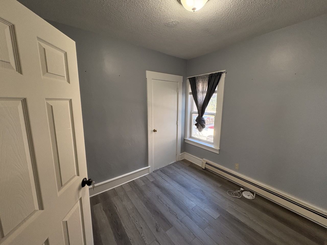 10 Morton St #3 - Photo 4 of 6