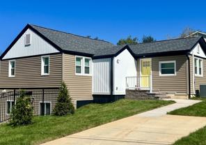 2304 Belle Ave Ne #B - Photo 1 of 1