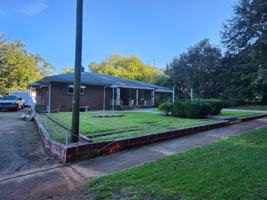 featured image of 206 Park St #NA