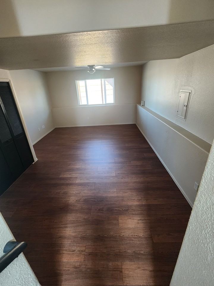 299 W Palomar Bay #299 - Photo 7 of 16