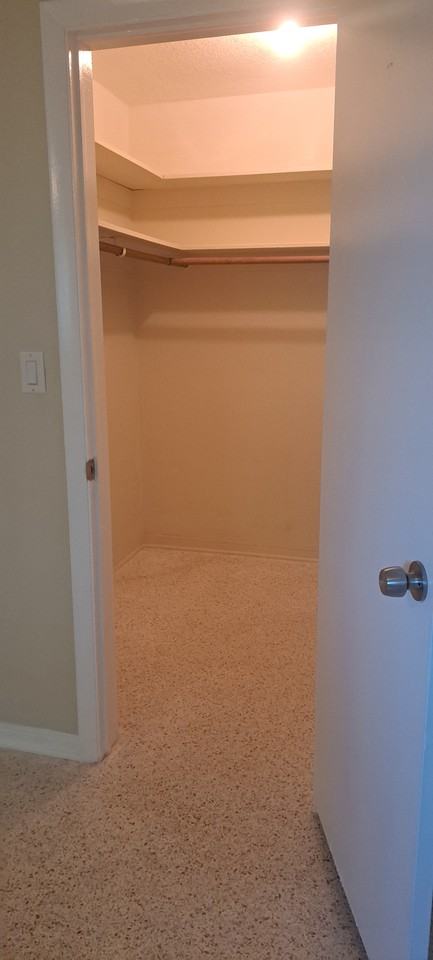 1900 Ne 27th Ct #2 - Photo 7 of 13