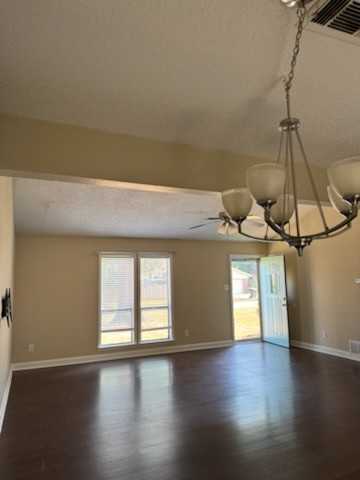 598 Jeffrey Ln #NA - Photo 3 of 10