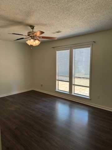 598 Jeffrey Ln #NA - Photo 6 of 10