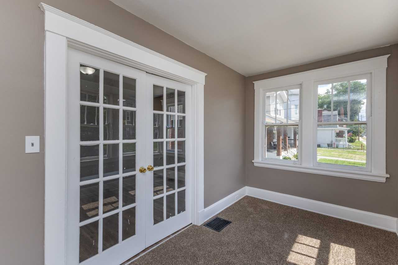 1810 Williams Ave #2 - Photo 3 of 12