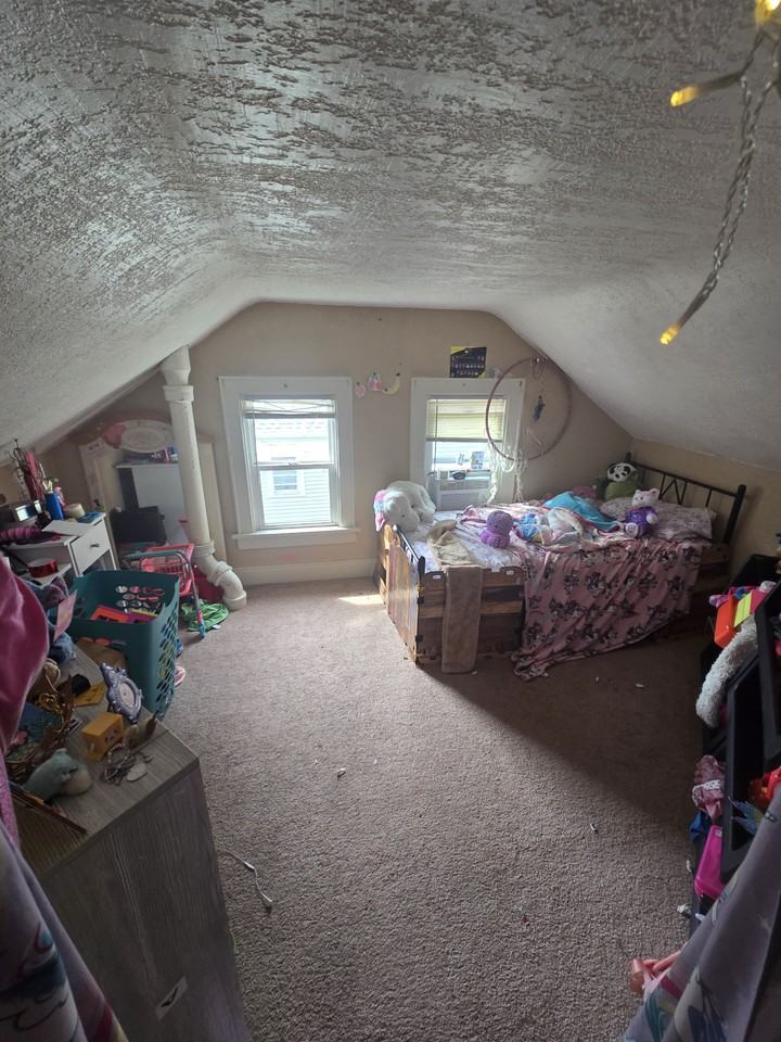 1916 S Maple St #NA - Photo 2 of 20